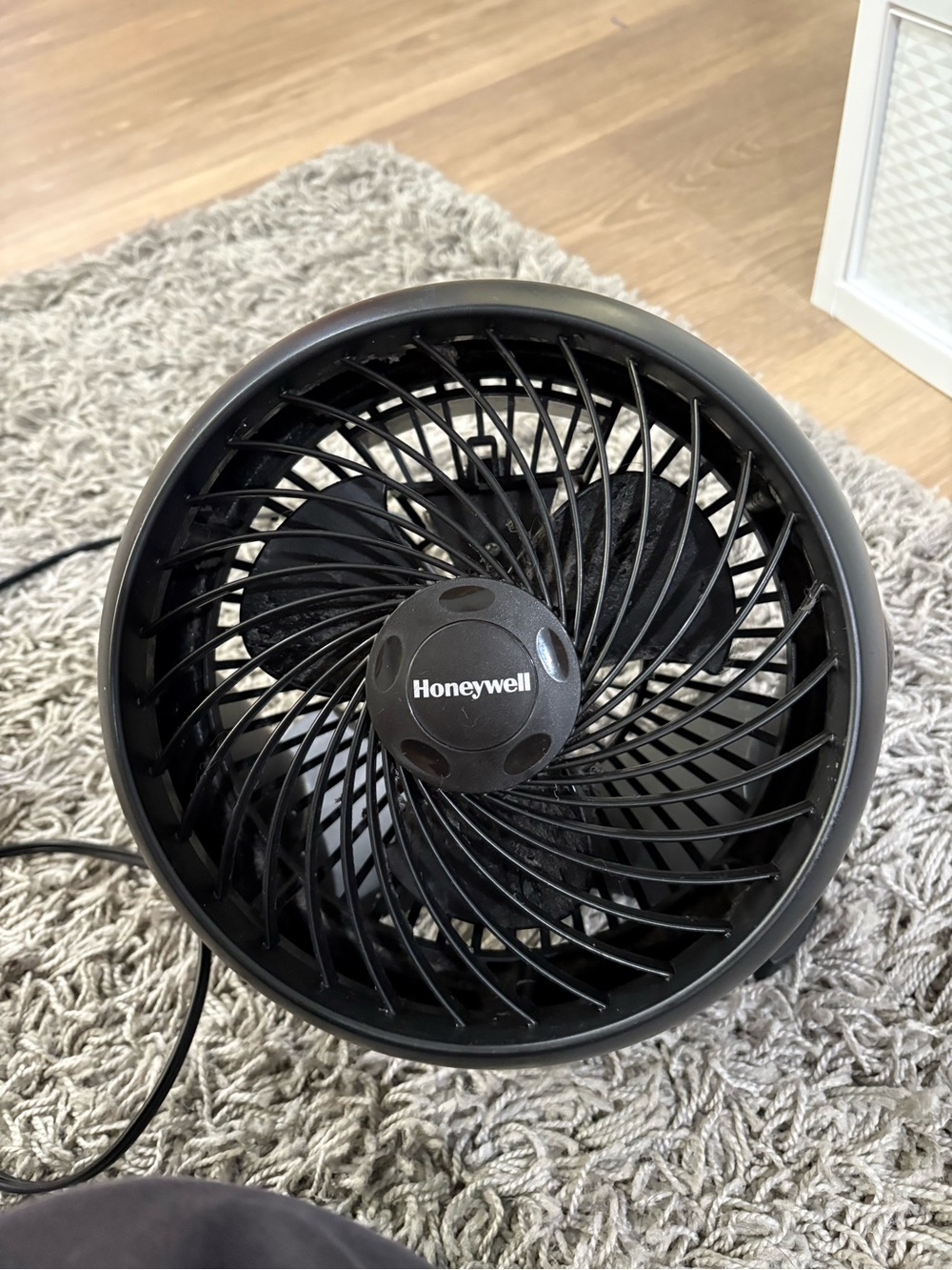 Honeywell Black Personal Desk Fan - Compact Air Circulator